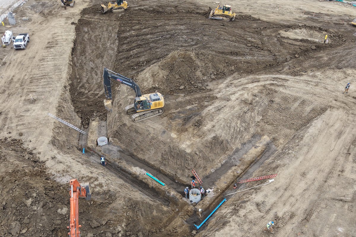 Civil servicing coordination during earthworks
